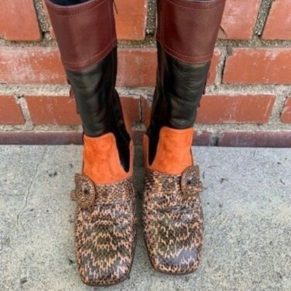 COACH 1941 runway Signature Buckle Bootie Size 7.5